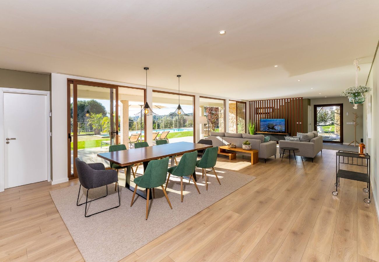 Villa em Ponte de Lima - Lima View Villa - Casa com piscina e jardim