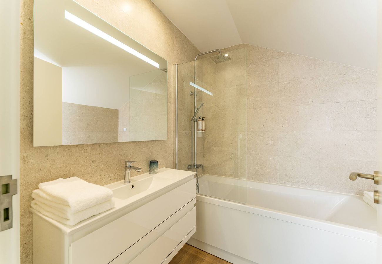 Villa em Ponte de Lima - Lima View Villa - Casa com piscina e jardim