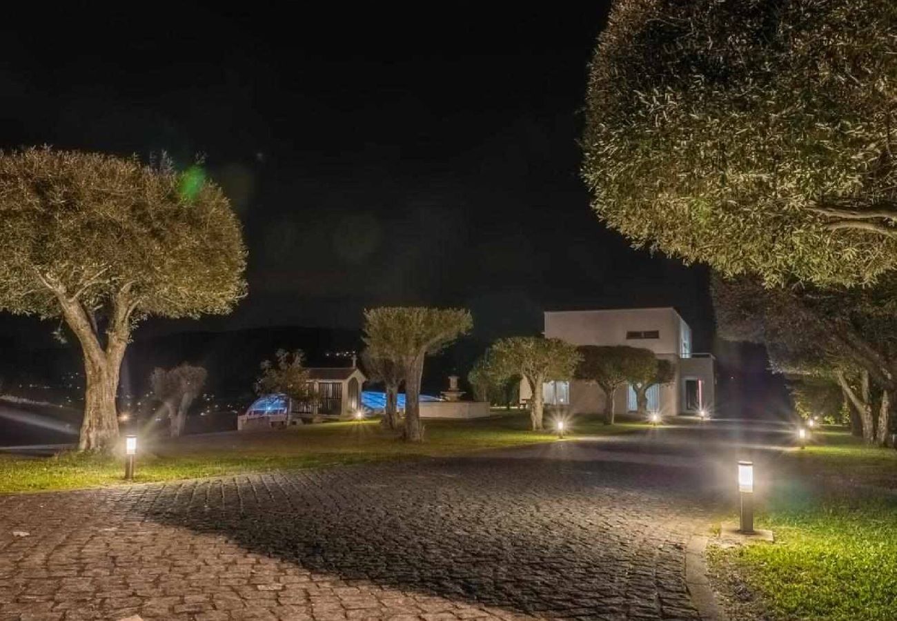 Casa em Ponte de Lima - Villa de Luxo com Piscina Aquecida, Ténis e Jardim
