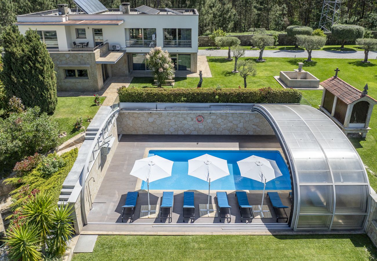 Casa em Ponte de Lima - Villa de Luxo com Piscina Aquecida, Ténis e Jardim
