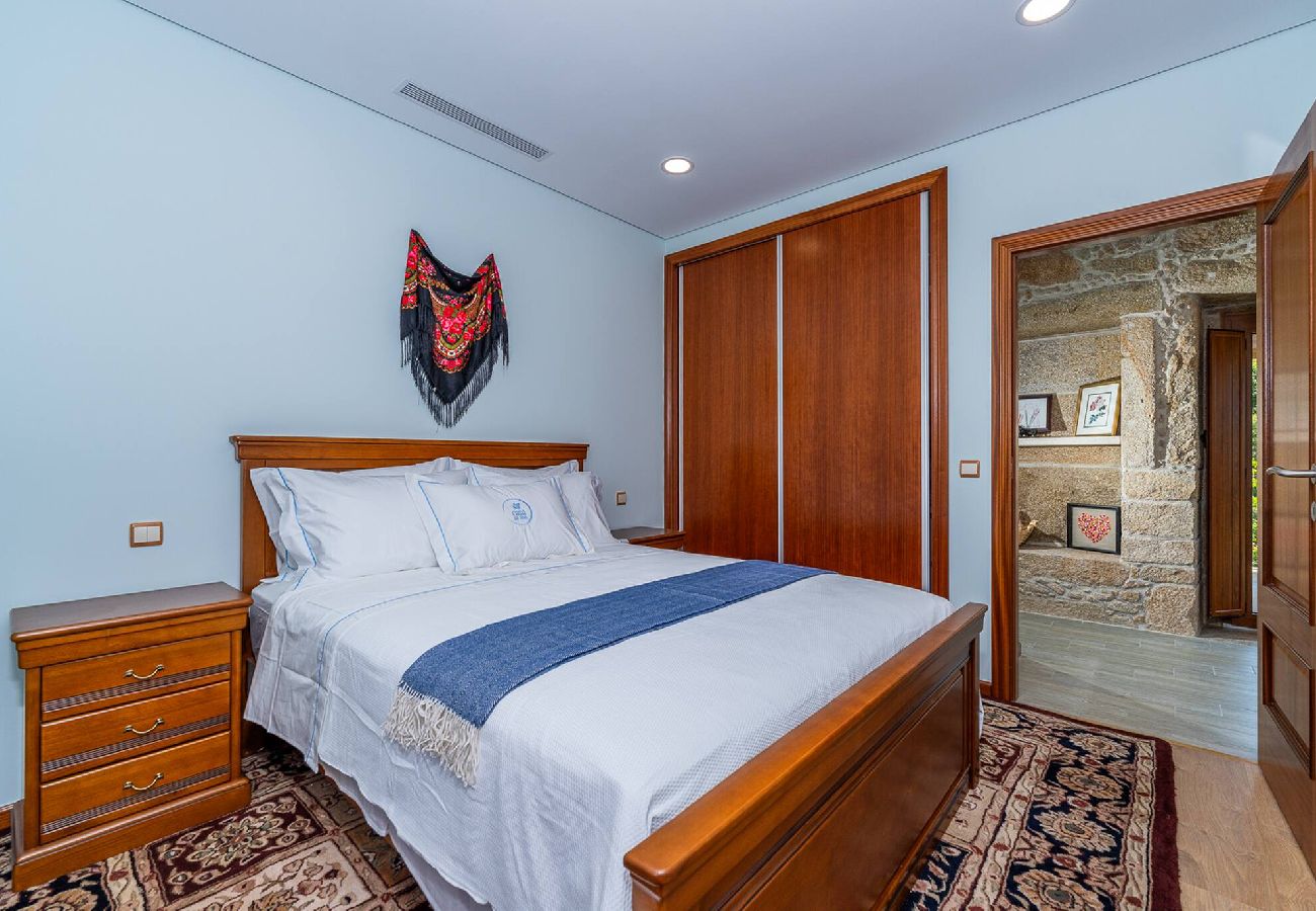 Villa in Ponte de Lima - Casa da Ana - Villa com piscina e jardim