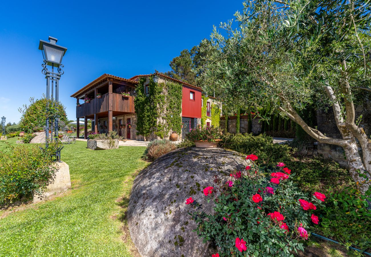 Villa in Ponte de Lima - Magnólia Sublime Villas - Eido dos Jerónimos