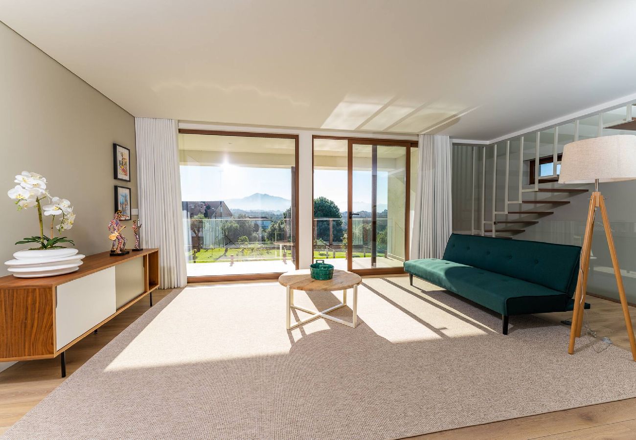 Villa in Ponte de Lima - Lima View Villa - Casa com piscina e jardim