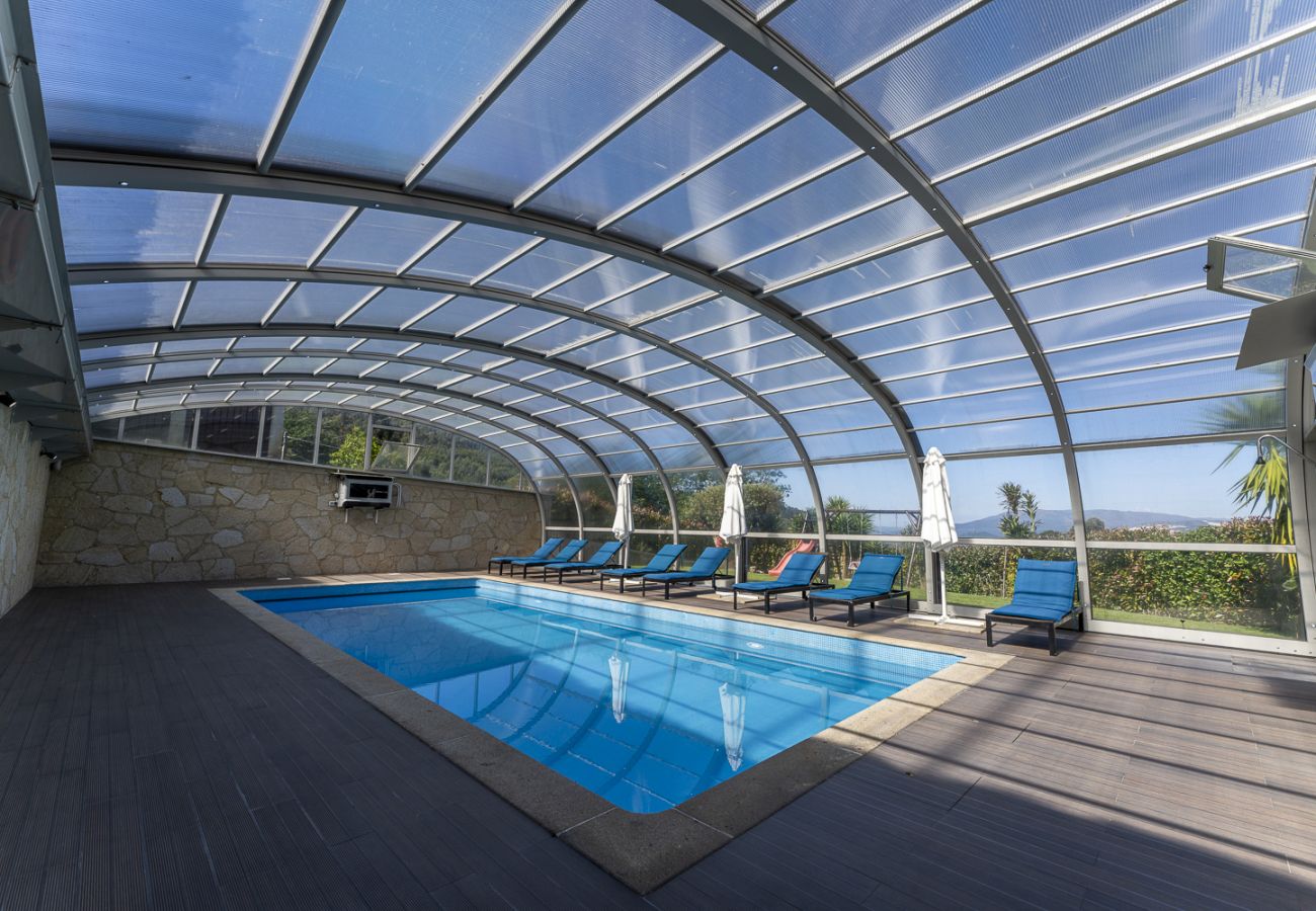House in Ponte de Lima - Villa de Luxo com Piscina Aquecida, Ténis e Jardim