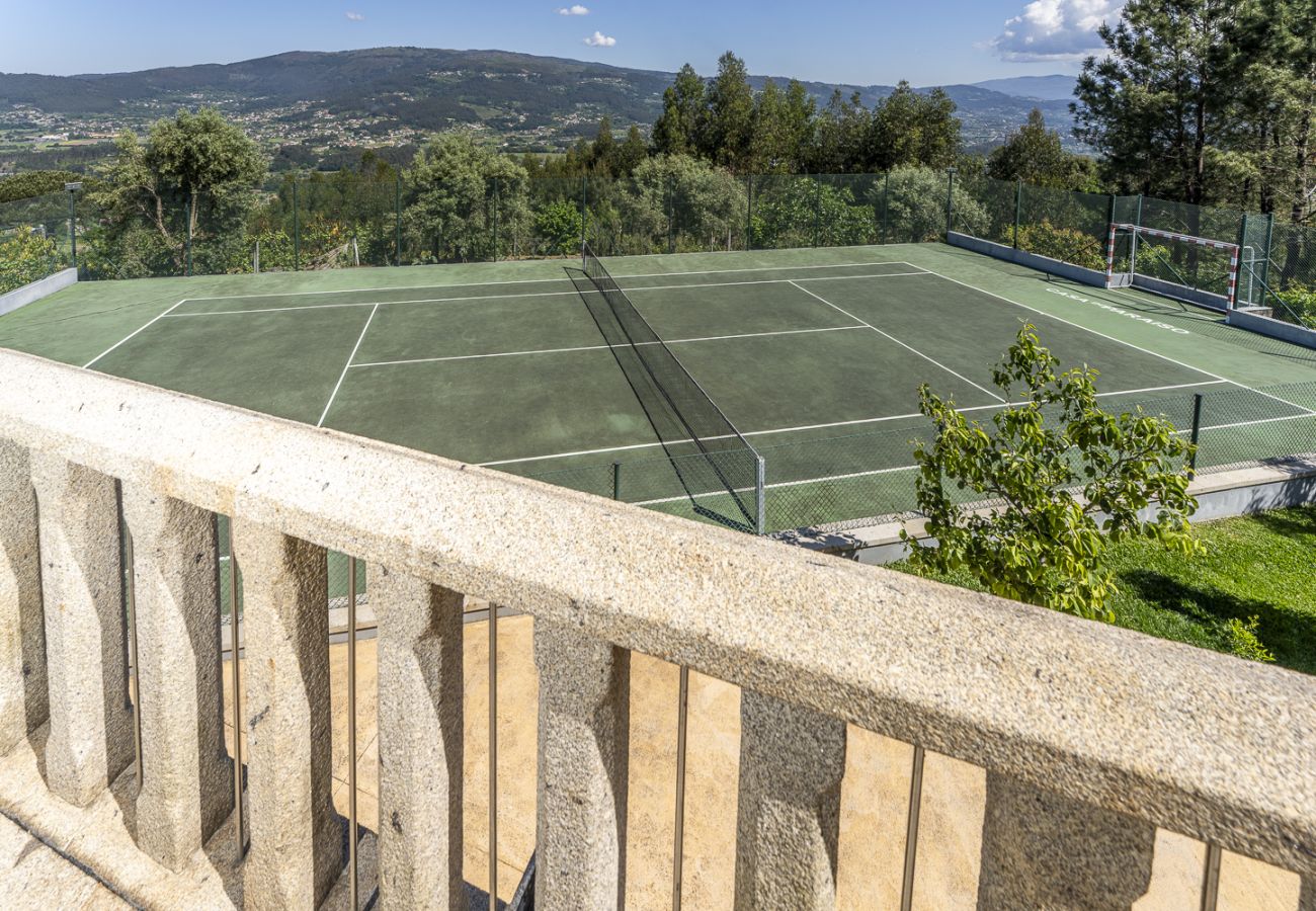 House in Ponte de Lima - Villa de Luxo com Piscina Aquecida, Ténis e Jardim