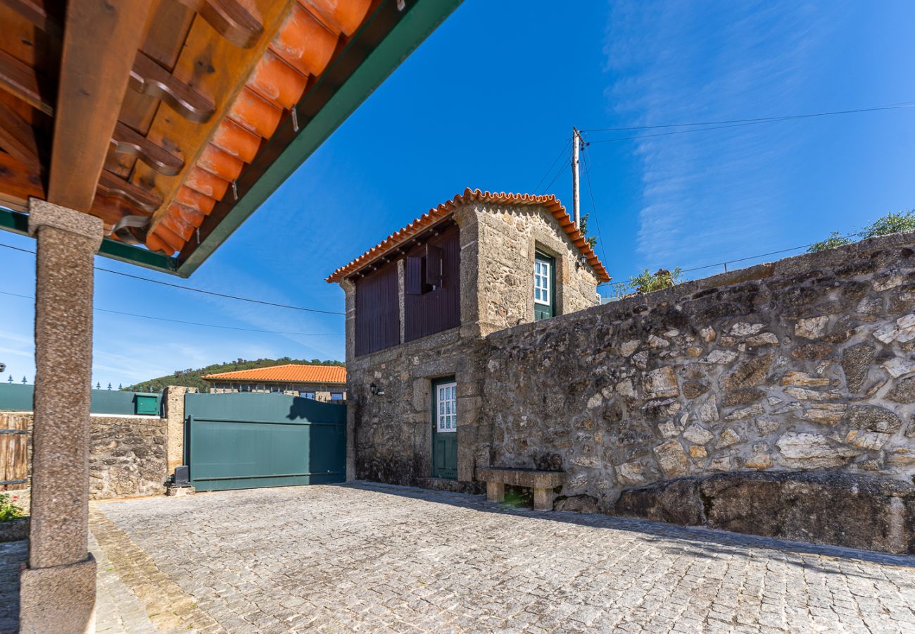Cottage in Ponte de Lima - Casa da Belavista