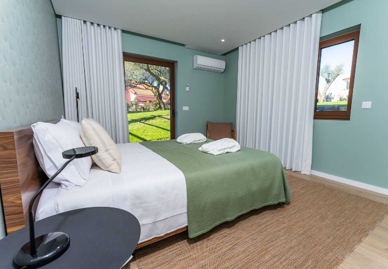 Villa en Ponte de Lima - Lima View Villa - Casa com piscina e jardim