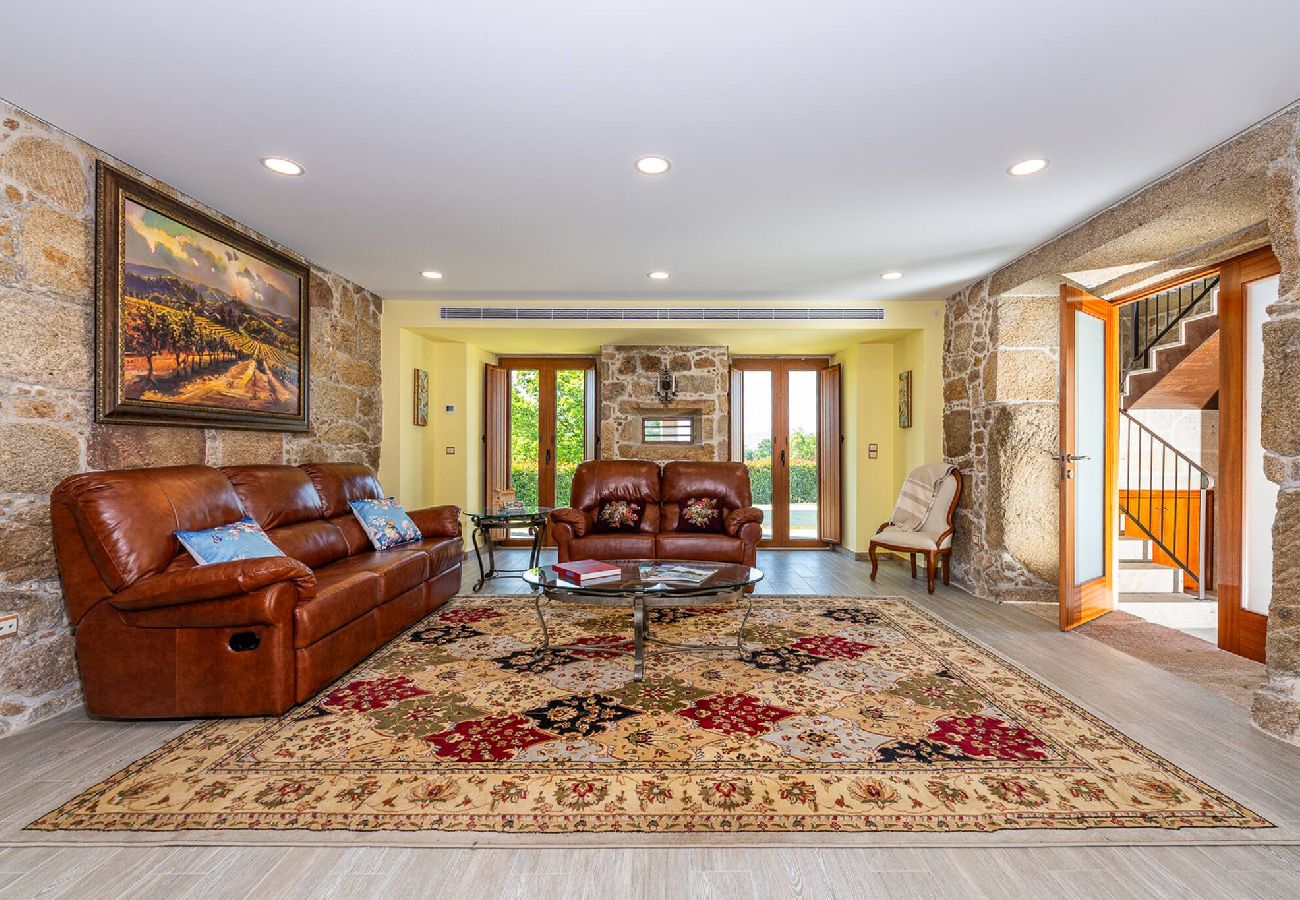 Villa en Ponte de Lima - Casa da Ana - Villa com piscina e jardim