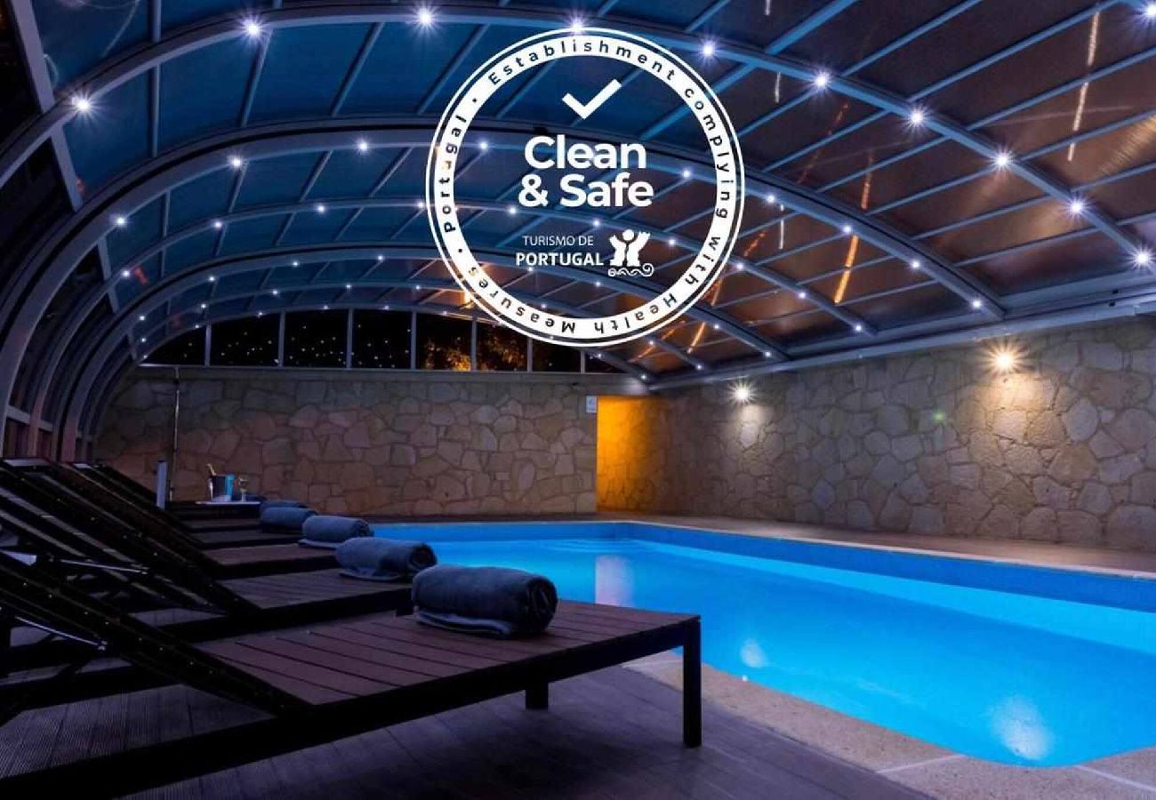 Casa en Ponte de Lima - Villa de Luxo com Piscina Aquecida, Ténis e Jardim