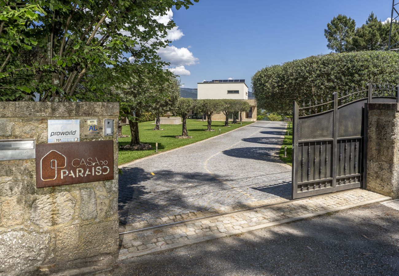 Casa en Ponte de Lima - Villa de Luxo com Piscina Aquecida, Ténis e Jardim