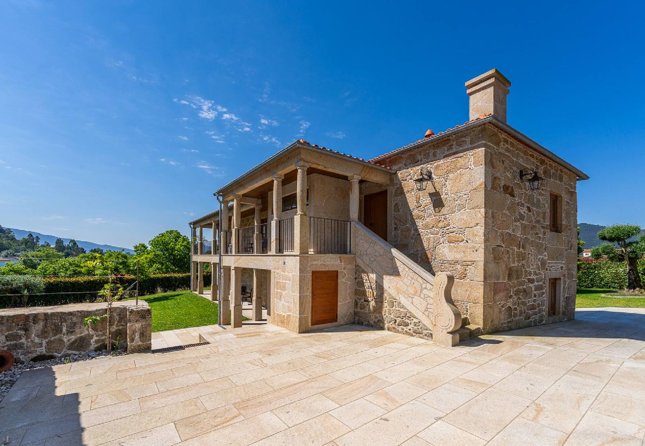 Villa à Ponte de Lima - Casa da Ana - Villa com piscina e jardim