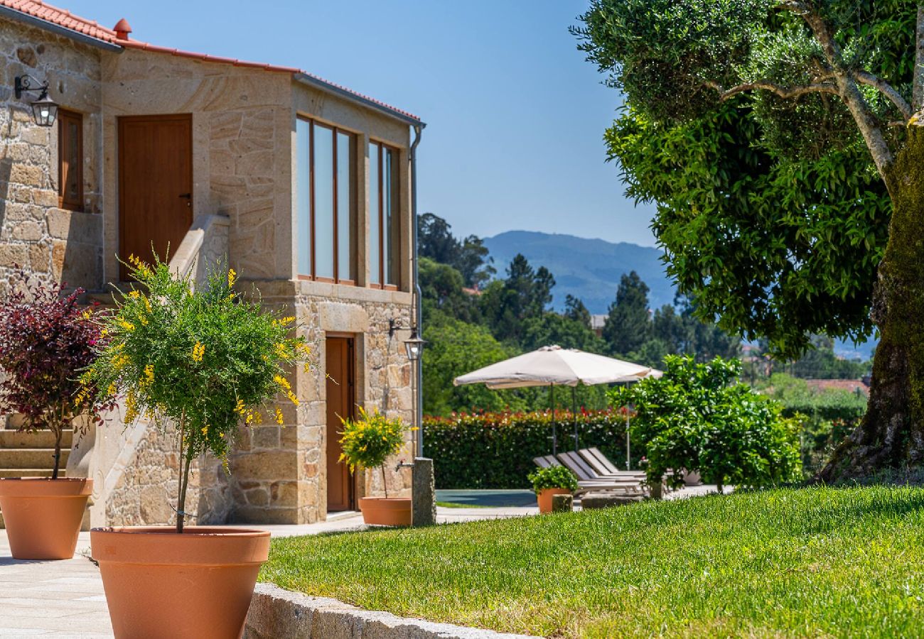 Villa à Ponte de Lima - Casa da Ana - Villa com piscina e jardim