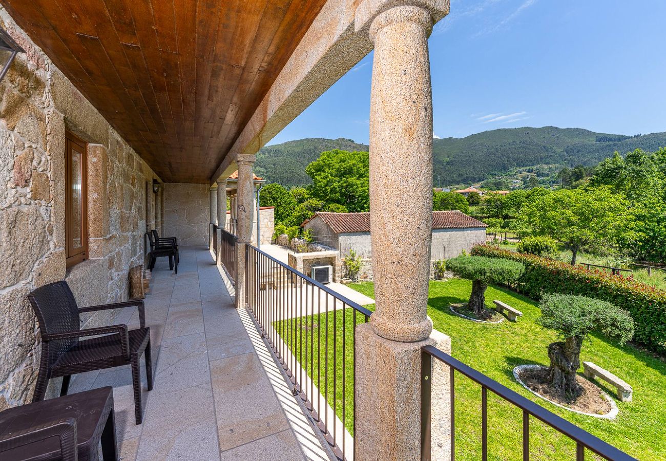 Villa à Ponte de Lima - Casa da Ana - Villa com piscina e jardim